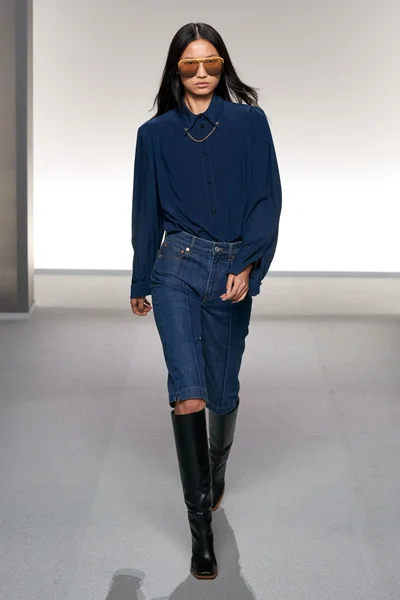 Look 38